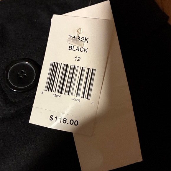 French Connection Black Capris - Picture 2 of 4